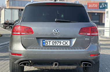 Внедорожник / Кроссовер Volkswagen Touareg 2012 в Одессе