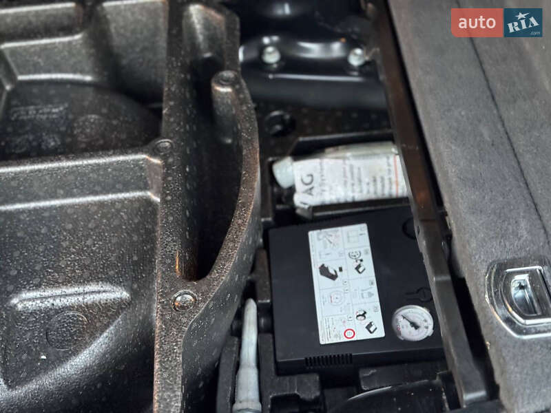 Внедорожник / Кроссовер Volkswagen Touareg 2017 в Дрогобыче