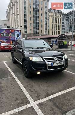 Внедорожник / Кроссовер Volkswagen Touareg 2009 в Киеве