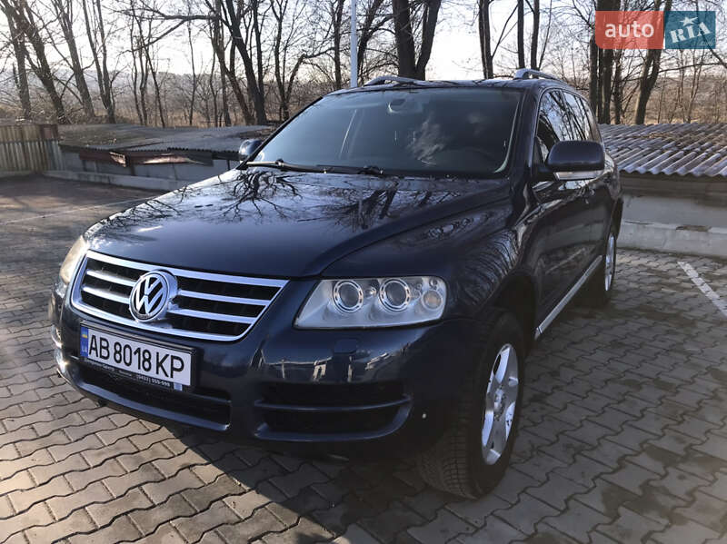 Внедорожник / Кроссовер Volkswagen Touareg 2004 в Виннице