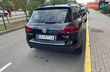 Внедорожник / Кроссовер Volkswagen Touareg 2012 в Днепре