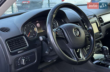 Позашляховик / Кросовер Volkswagen Touareg 2011 в Тернополі