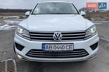 Позашляховик / Кросовер Volkswagen Touareg 2015 в Вінниці