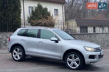 Внедорожник / Кроссовер Volkswagen Touareg 2012 в Полтаве