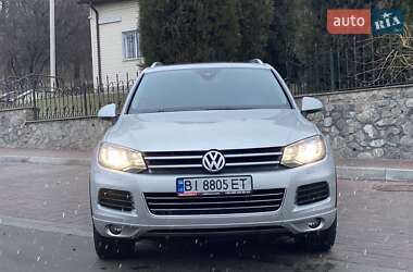 Внедорожник / Кроссовер Volkswagen Touareg 2012 в Полтаве