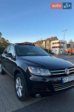 Позашляховик / Кросовер Volkswagen Touareg 2011 в Івано-Франківську