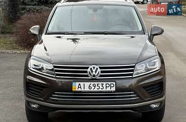 Внедорожник / Кроссовер Volkswagen Touareg 2016 в Киеве