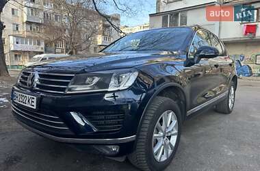 Внедорожник / Кроссовер Volkswagen Touareg 2017 в Одессе