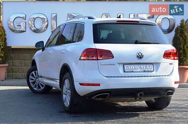 Внедорожник / Кроссовер Volkswagen Touareg 2012 в 
