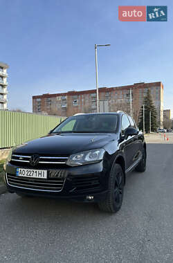 Внедорожник / Кроссовер Volkswagen Touareg 2010 в Ужгороде