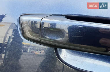Внедорожник / Кроссовер Volkswagen Touareg 2014 в 