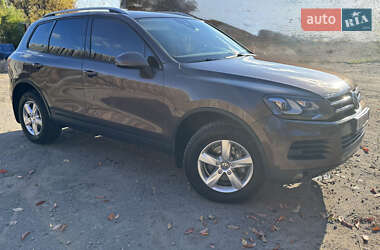 Внедорожник / Кроссовер Volkswagen Touareg 2010 в Немирове