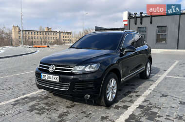 Внедорожник / Кроссовер Volkswagen Touareg 2011 в Кривом Роге