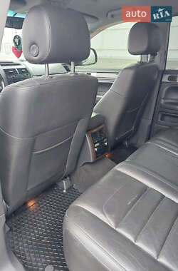 Внедорожник / Кроссовер Volkswagen Touareg 2008 в 
