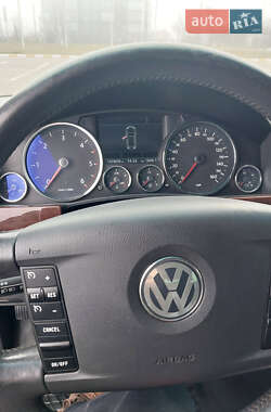 Внедорожник / Кроссовер Volkswagen Touareg 2008 в 