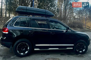 Позашляховик / Кросовер Volkswagen Touareg 2005 в 
