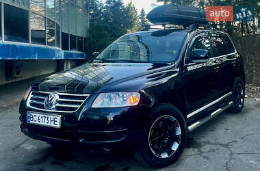 Позашляховик / Кросовер Volkswagen Touareg 2005 в 