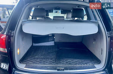 Позашляховик / Кросовер Volkswagen Touareg 2005 в 