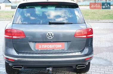 Позашляховик / Кросовер Volkswagen Touareg 2015 в 