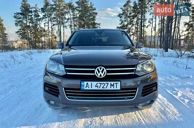 Позашляховик / Кросовер Volkswagen Touareg 2013 в Києві