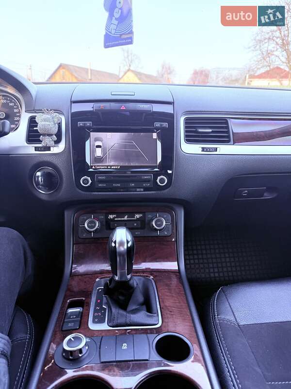 Позашляховик / Кросовер Volkswagen Touareg 2012 в Олександрії фото 13 Позашляховик / Кросовер Volkswagen Touareg 2012 в Олександрії