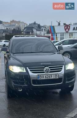 Позашляховик / Кросовер Volkswagen Touareg 2007 в Хмельницькому