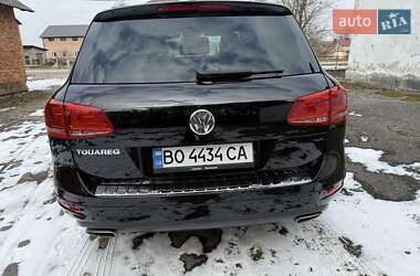 Внедорожник / Кроссовер Volkswagen Touareg 2013 в 