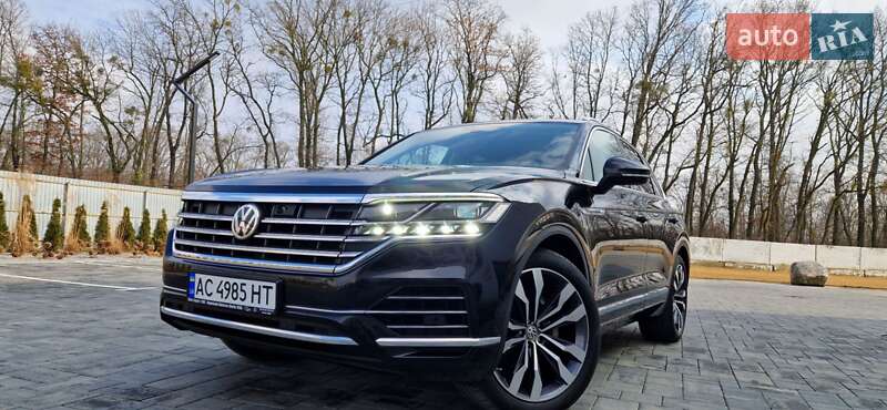 Внедорожник / Кроссовер Volkswagen Touareg 2018 в Луцке