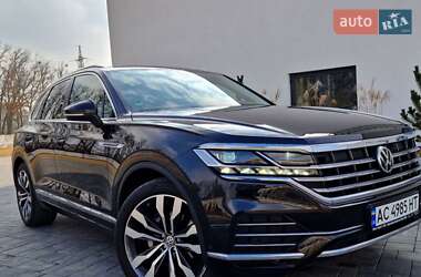 Позашляховик / Кросовер Volkswagen Touareg 2018 в Луцьку