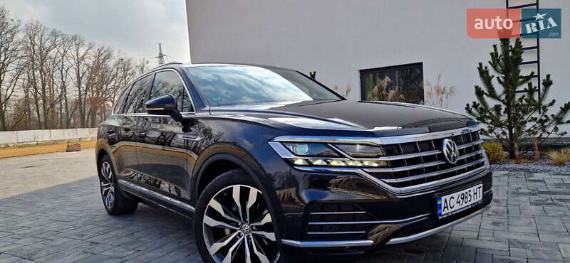 Внедорожник / Кроссовер Volkswagen Touareg 2018 в Луцке