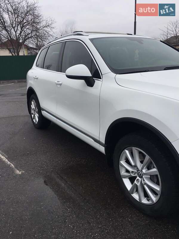 Позашляховик / Кросовер Volkswagen Touareg 2012 в Олександрії фото 24 Позашляховик / Кросовер Volkswagen Touareg 2012 в Олександрії