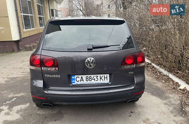 Внедорожник / Кроссовер Volkswagen Touareg 2007 в Умани