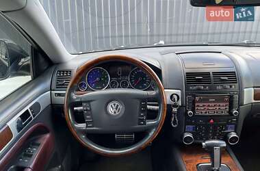 Внедорожник / Кроссовер Volkswagen Touareg 2007 в Киеве