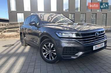 Позашляховик / Кросовер Volkswagen Touareg 2021 в Івано-Франківську