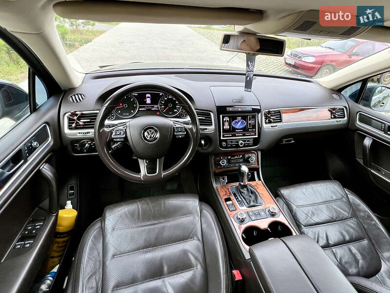 Внедорожник / Кроссовер Volkswagen Touareg 2010 в Хмельницком фото 50 Внедорожник / Кроссовер Volkswagen Touareg 2010 в Хмельницком
