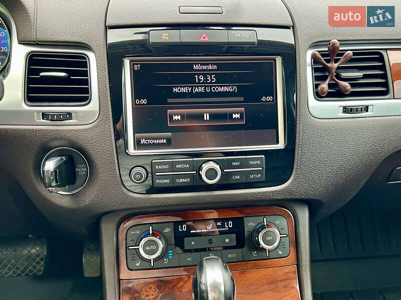 Внедорожник / Кроссовер Volkswagen Touareg 2010 в Хмельницком фото 70 Внедорожник / Кроссовер Volkswagen Touareg 2010 в Хмельницком