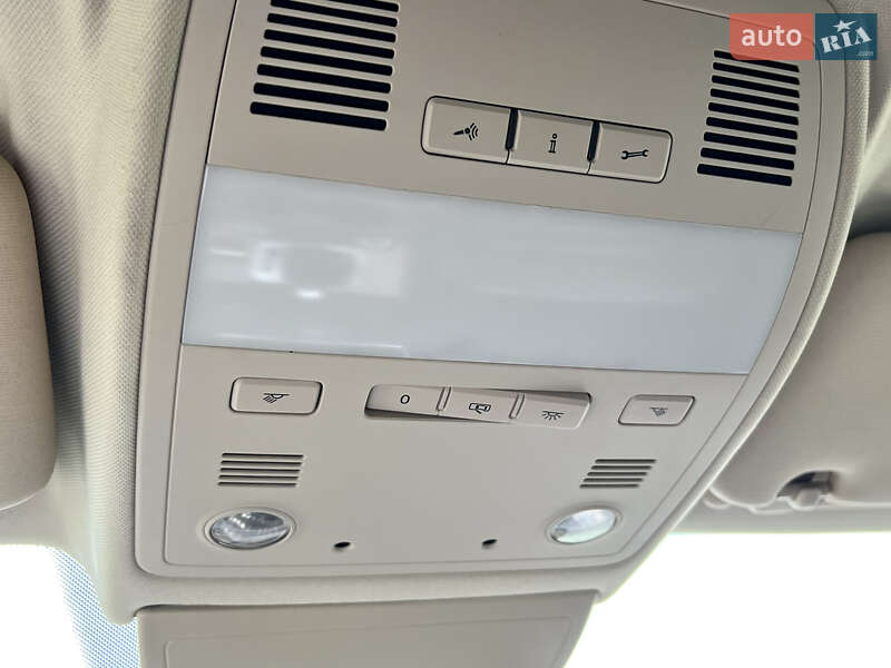 Внедорожник / Кроссовер Volkswagen Touareg 2010 в Хмельницком фото 74 Внедорожник / Кроссовер Volkswagen Touareg 2010 в Хмельницком