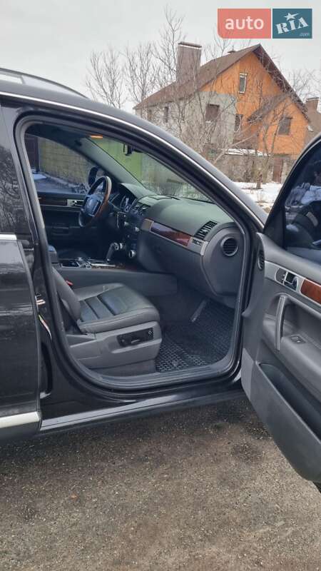 Позашляховик / Кросовер Volkswagen Touareg 2008 в Харкові