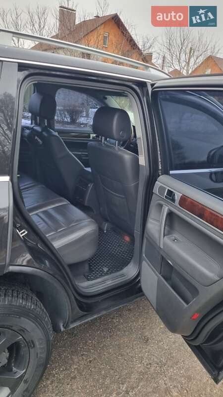 Позашляховик / Кросовер Volkswagen Touareg 2008 в Харкові