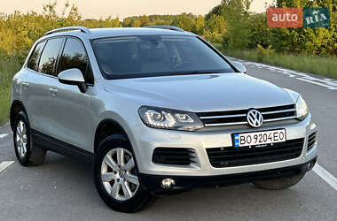 Внедорожник / Кроссовер Volkswagen Touareg 2013 в 