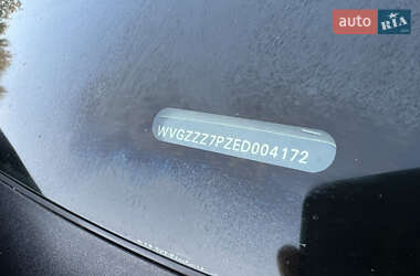 Внедорожник / Кроссовер Volkswagen Touareg 2013 в 
