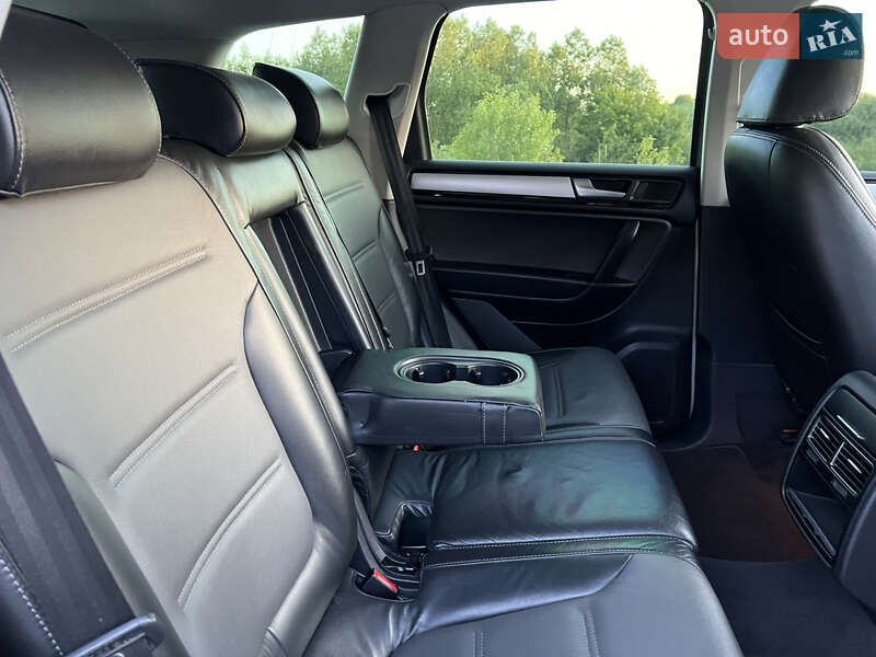 Позашляховик / Кросовер Volkswagen Touareg 2013 в Тернополі фото 98 Позашляховик / Кросовер Volkswagen Touareg 2013 в Тернополі