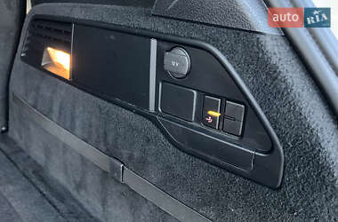 Внедорожник / Кроссовер Volkswagen Touareg 2013 в 