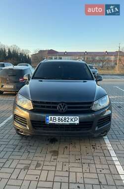 Внедорожник / Кроссовер Volkswagen Touareg 2012 в Виннице