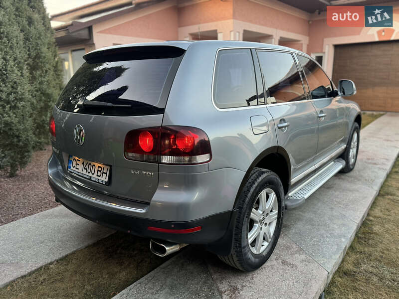 Внедорожник / Кроссовер Volkswagen Touareg 2007 в Черновцах