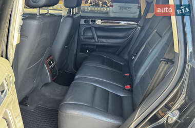 Внедорожник / Кроссовер Volkswagen Touareg 2005 в 