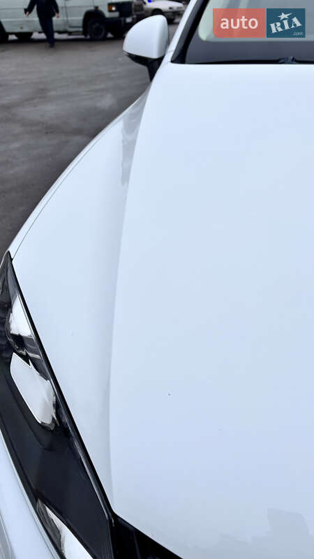 Внедорожник / Кроссовер Volkswagen Touareg 2014 в Знаменке
