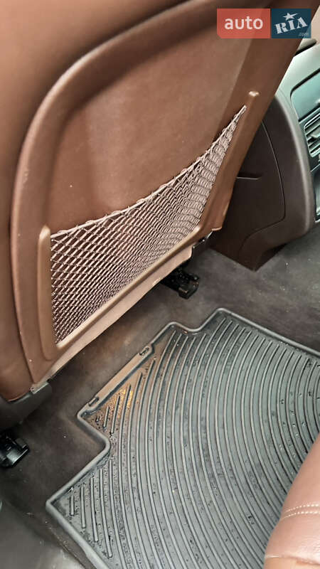 Внедорожник / Кроссовер Volkswagen Touareg 2014 в Знаменке