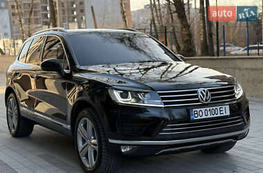 Внедорожник / Кроссовер Volkswagen Touareg 2014 в Тернополе