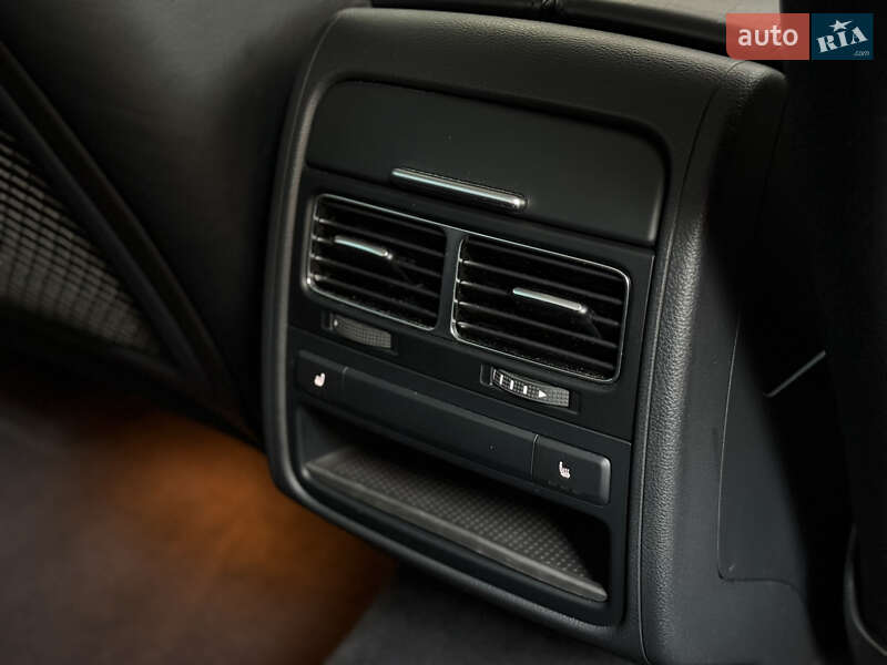 Позашляховик / Кросовер Volkswagen Touareg 2014 в Тернополі